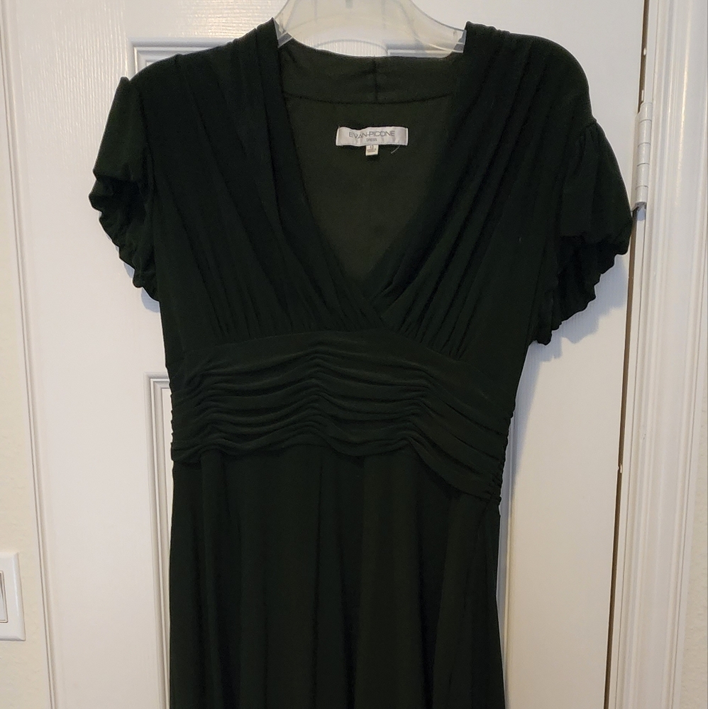 Evan Picone Women's Cocktail Formal Sleeveless Ruched Black Dress Size 12